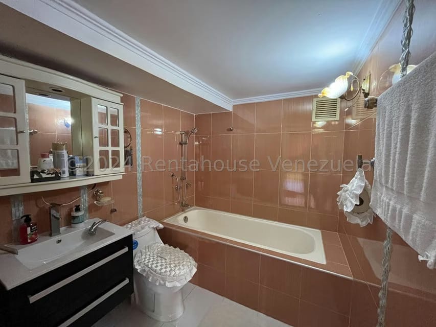 Apartamento (Penthouse) en Alquiler en Macuto, Vargas - 12