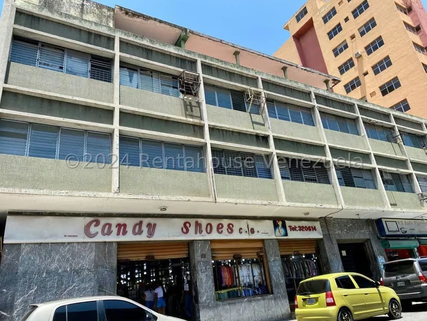 Comercial (Oficina) en Alquiler en Centro, Lara - 12