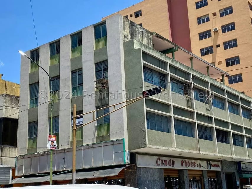 Comercial (Oficina) en Alquiler en Centro, Lara - 13