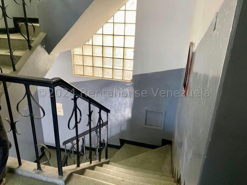 Comercial (Oficina) en Alquiler en Centro, Lara - 9