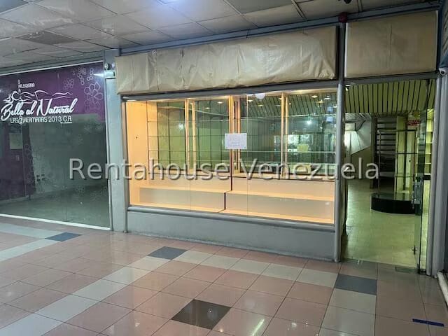 Comercial (Local Comercial) en Venta en Montalban I, Distrito Metropolitano - 3