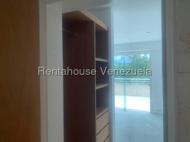 Apartamento (1 Nivel) en Venta en La Lagunita Country Club, Distrito Metropolitano - 11
