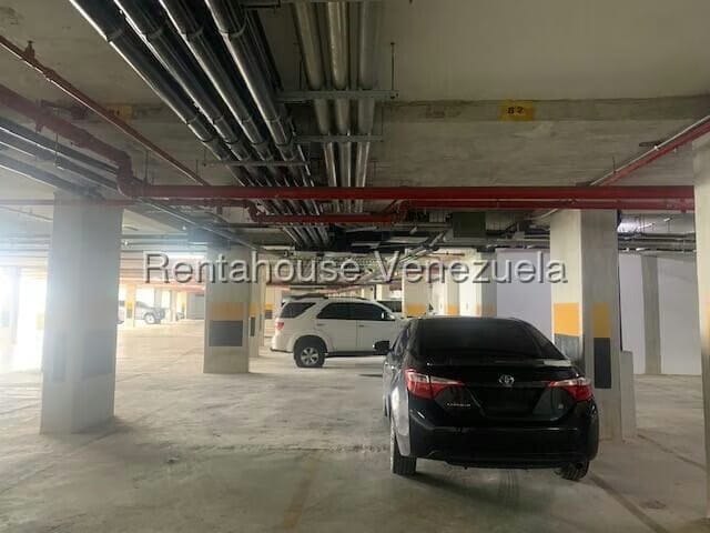 Apartamento (1 Nivel) en Venta en La Lagunita Country Club, Distrito Metropolitano - 16