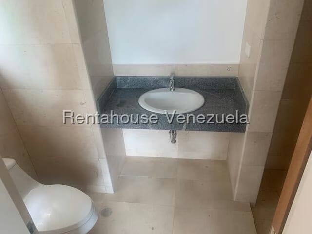 Apartamento (1 Nivel) en Venta en La Lagunita Country Club, Distrito Metropolitano - 37