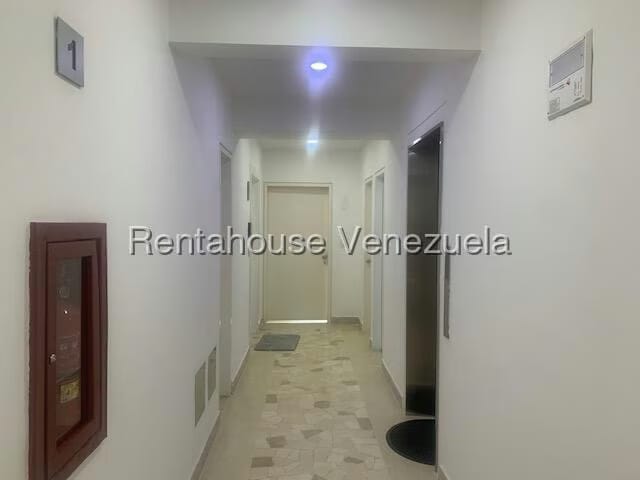 Apartamento (1 Nivel) en Venta en La Lagunita Country Club, Distrito Metropolitano - 5