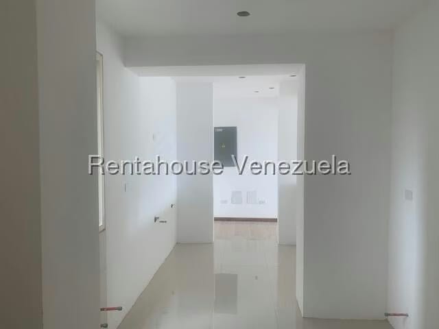 Apartamento (1 Nivel) en Venta en La Lagunita Country Club, Distrito Metropolitano - 8