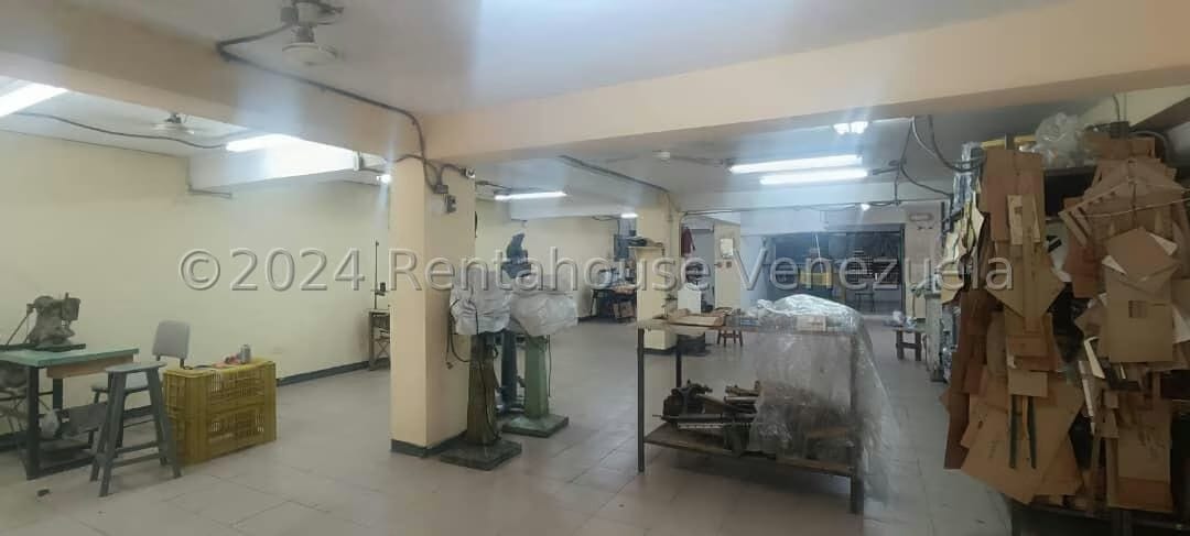Comercial (Local Comercial) en Venta en Parroquia La Candelaria, Distrito Metropolitano - 18