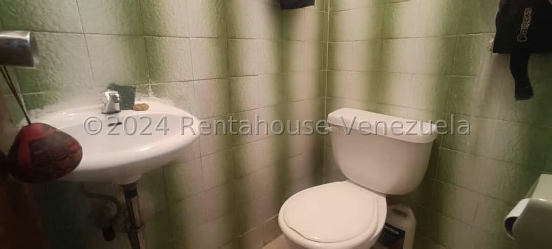 Comercial (Local Comercial) en Venta en Parroquia La Candelaria, Distrito Metropolitano - 22