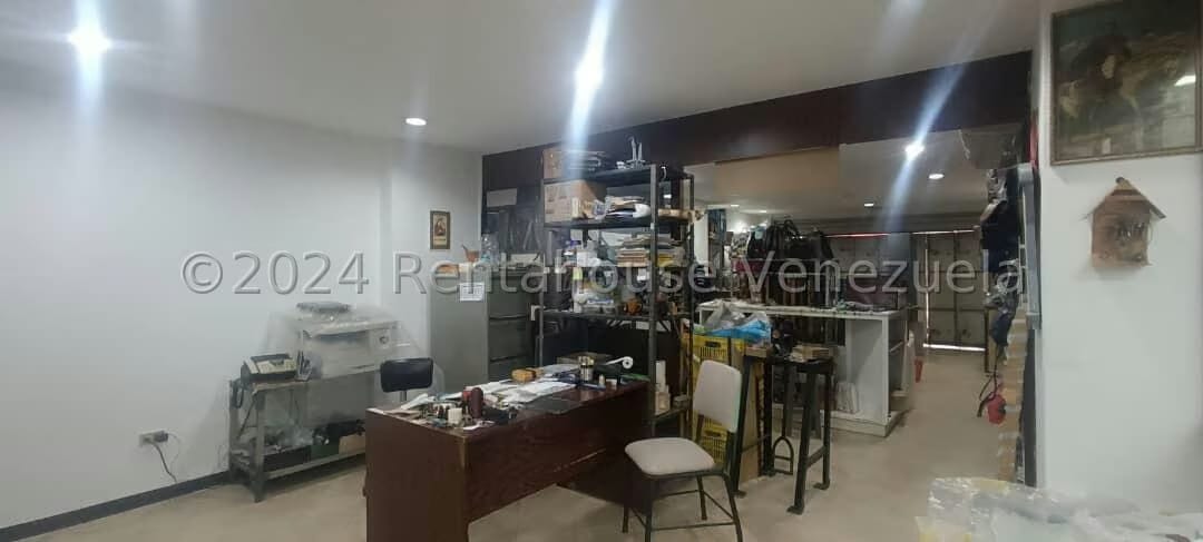 Comercial (Local Comercial) en Venta en Parroquia La Candelaria, Distrito Metropolitano - 4