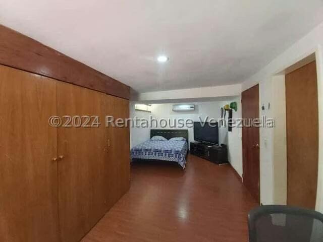 Casa (Duplex) en Venta en Santa Fe Norte, Distrito Metropolitano - 23