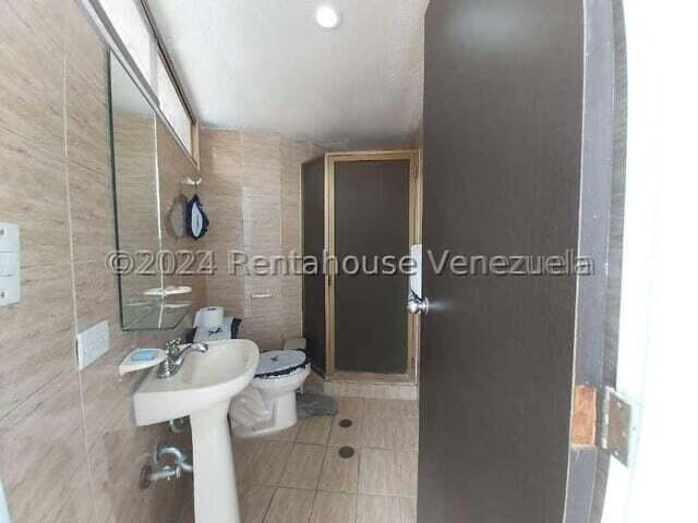 Casa (Duplex) en Venta en Santa Fe Norte, Distrito Metropolitano - 32