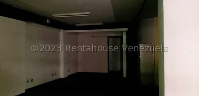 Comercial (Oficina) en Venta en Parroquia Catedral, Distrito Metropolitano - 11
