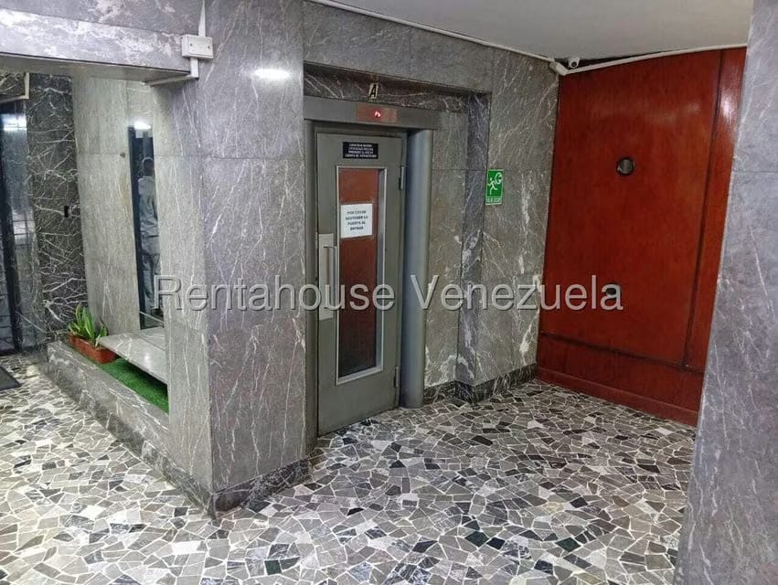 Apartamento (1 Nivel) en Venta en Altamira, Distrito Metropolitano - 23