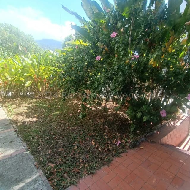 Terreno (Comercial) en Venta en La Florida, Distrito Metropolitano - 3