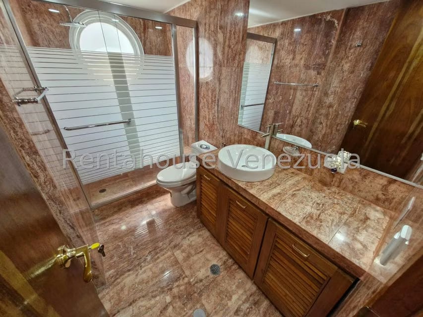 Apartamento (1 Nivel) en Venta en La Castellana, Distrito Metropolitano - 14