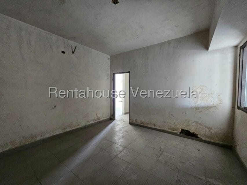 Apartamento (1 Nivel) en Venta en Zona Centro, Aragua - 22