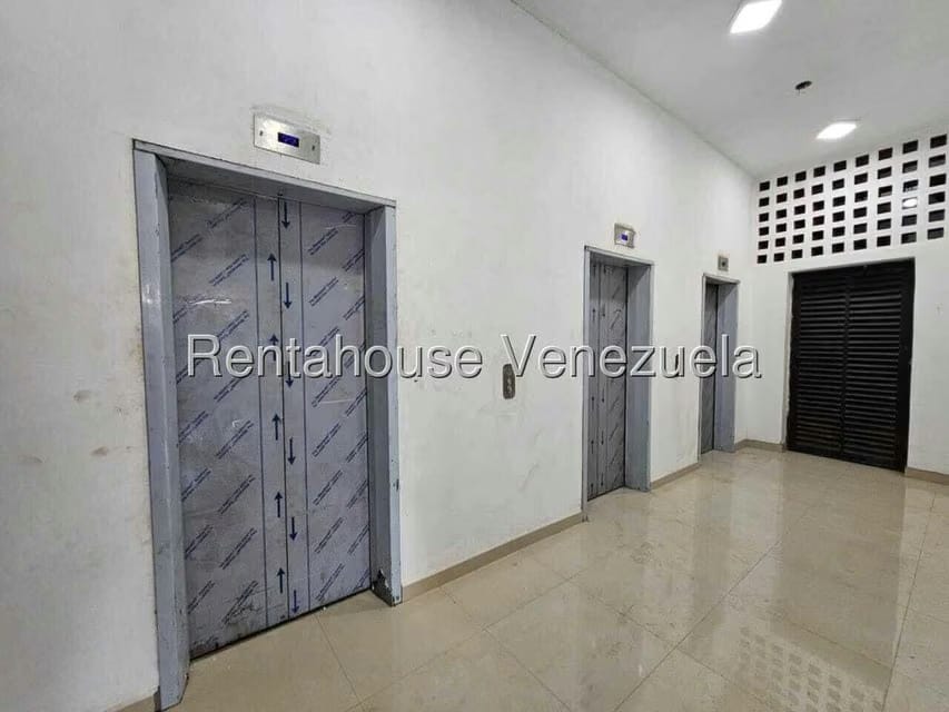 Apartamento (1 Nivel) en Venta en Zona Centro, Aragua - 24