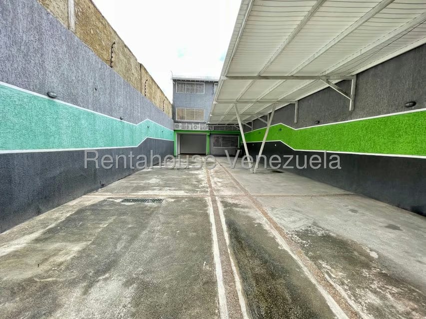 Comercial (Local Comercial) en Venta en Centro, Lara - 2