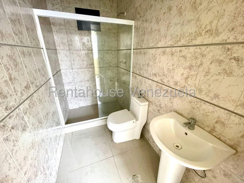 Comercial (Local Comercial) en Venta en Centro, Lara - 23
