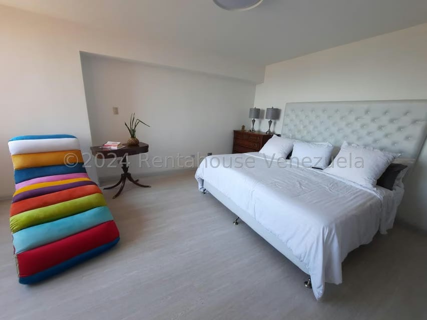 Apartamento (1 Nivel) en Venta en La Lago, Zulia - 16