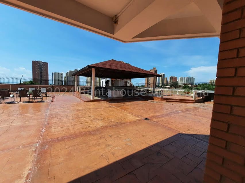 Apartamento (1 Nivel) en Venta en La Lago, Zulia - 24