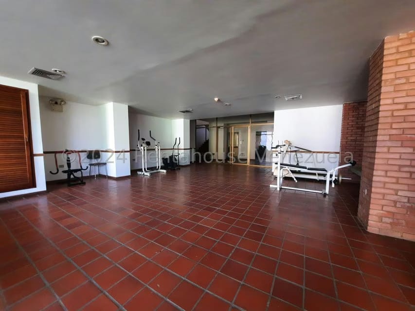 Apartamento (1 Nivel) en Venta en La Lago, Zulia - 27