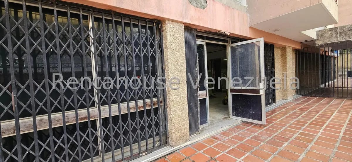 Comercial (Local Comercial) en Alquiler en Palo Verde, Distrito Metropolitano - 3