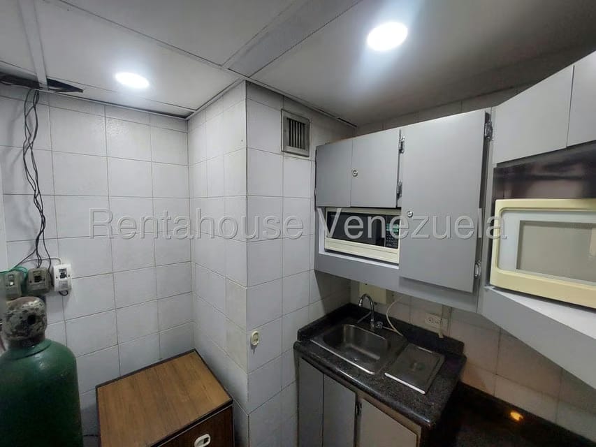 Comercial (Consultorio Medico) en Alquiler en San Bernardino, Distrito Metropolitano - 17