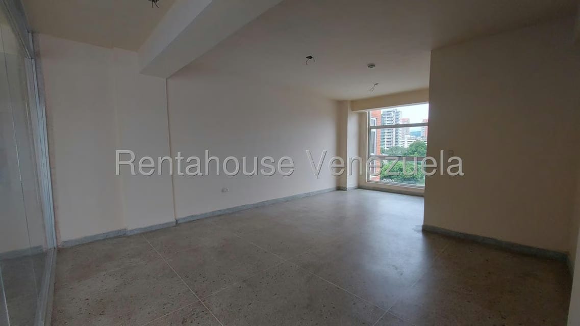 Comercial (Oficina) en Alquiler en Las Acacias, Carabobo - 4