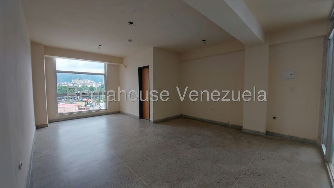 Comercial (Oficina) en Alquiler en Las Acacias, Carabobo - 6