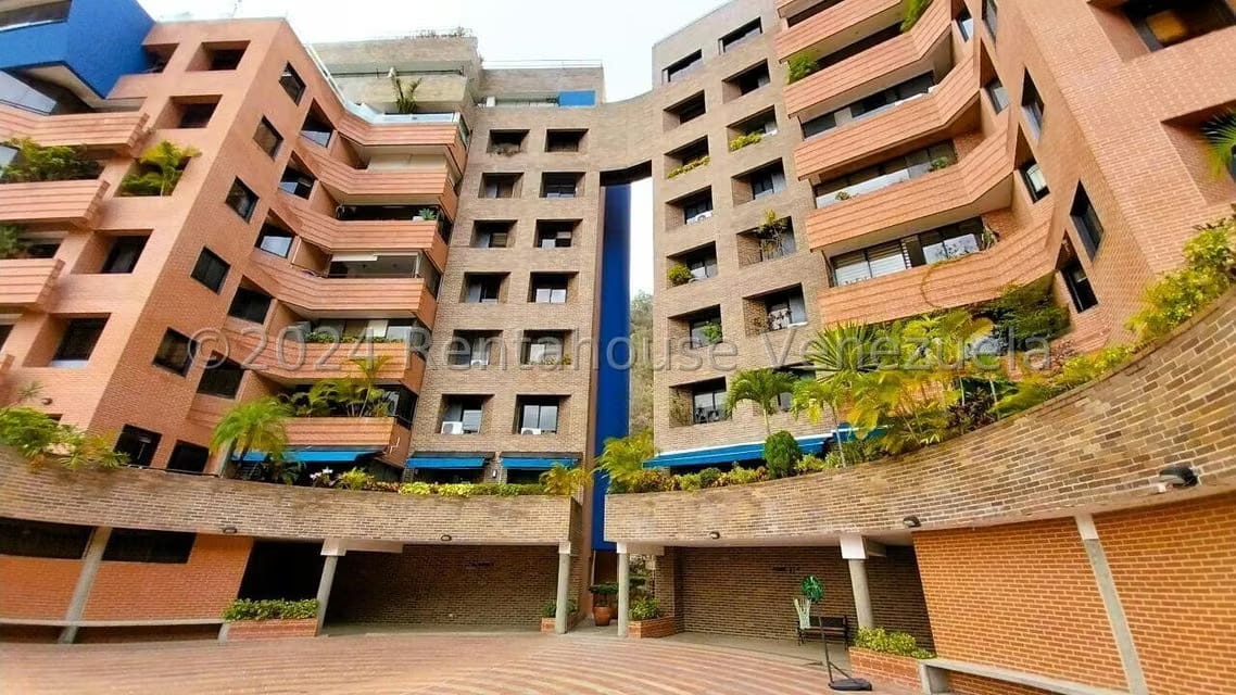 Apartamento (Planta Baja) en Venta en Lomas de La Alameda, Distrito Metropolitano - 3