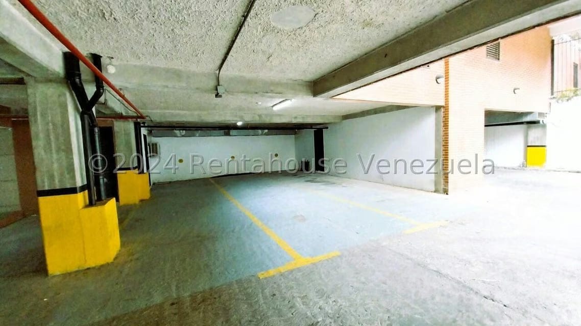 Apartamento (Planta Baja) en Venta en Lomas de La Alameda, Distrito Metropolitano - 56