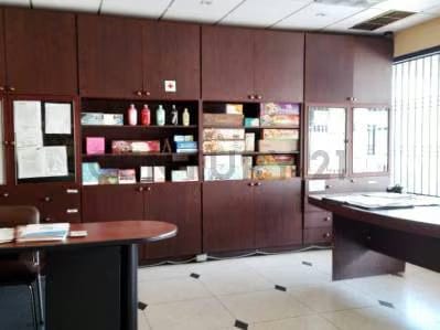 Local Comercial con excelente ubicación Av. 3G, con calle 68