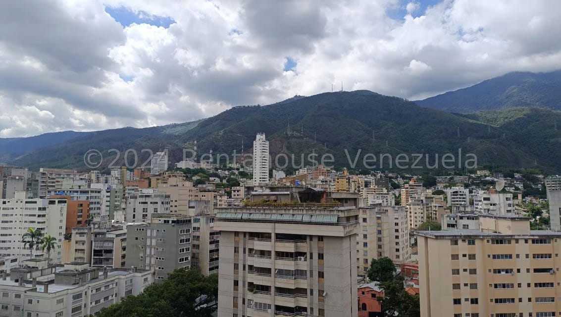 Apartamento (Multiples Niveles) en Venta en Las Palmas, Distrito Metropolitano - 34