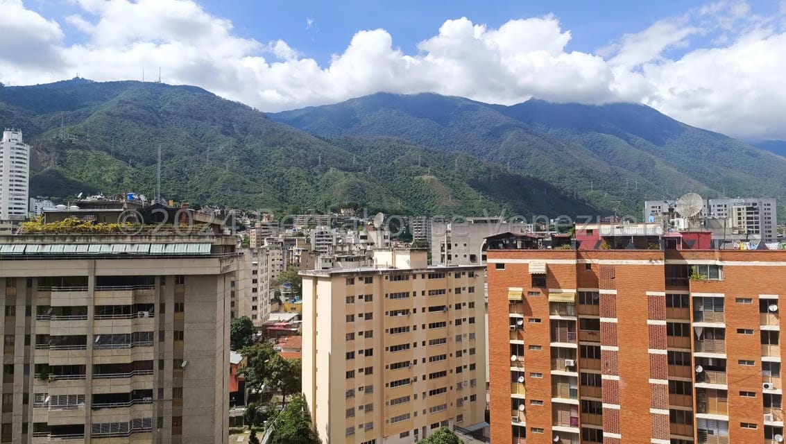 Apartamento (Multiples Niveles) en Venta en Las Palmas, Distrito Metropolitano - 9