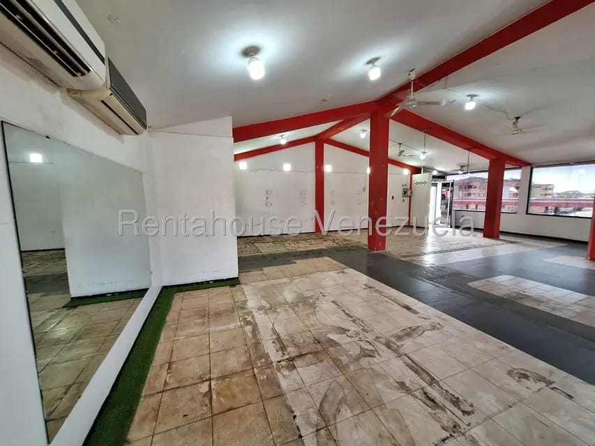 Comercial (Local Comercial) en Alquiler en Montemayor, Carabobo - 8