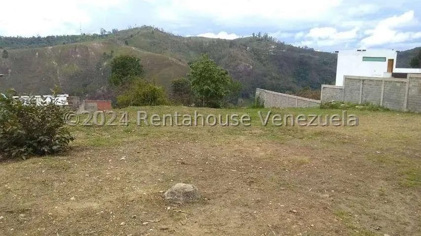 Terreno (Residencial) en Venta en Mirador Panamericano, Miranda - 3
