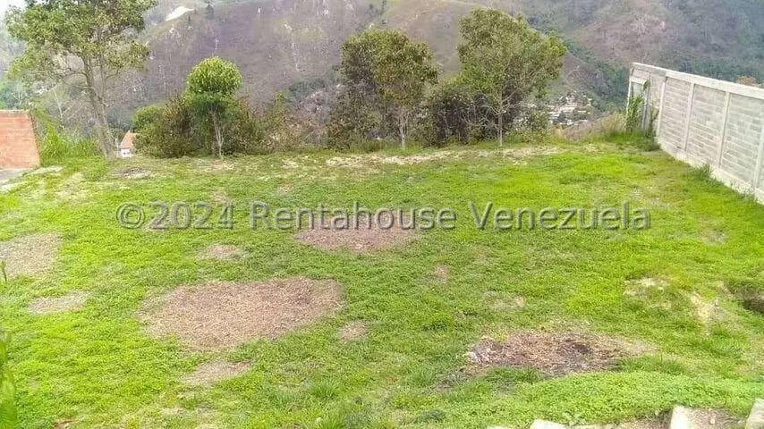 Terreno (Residencial) en Venta en Mirador Panamericano, Miranda - 4