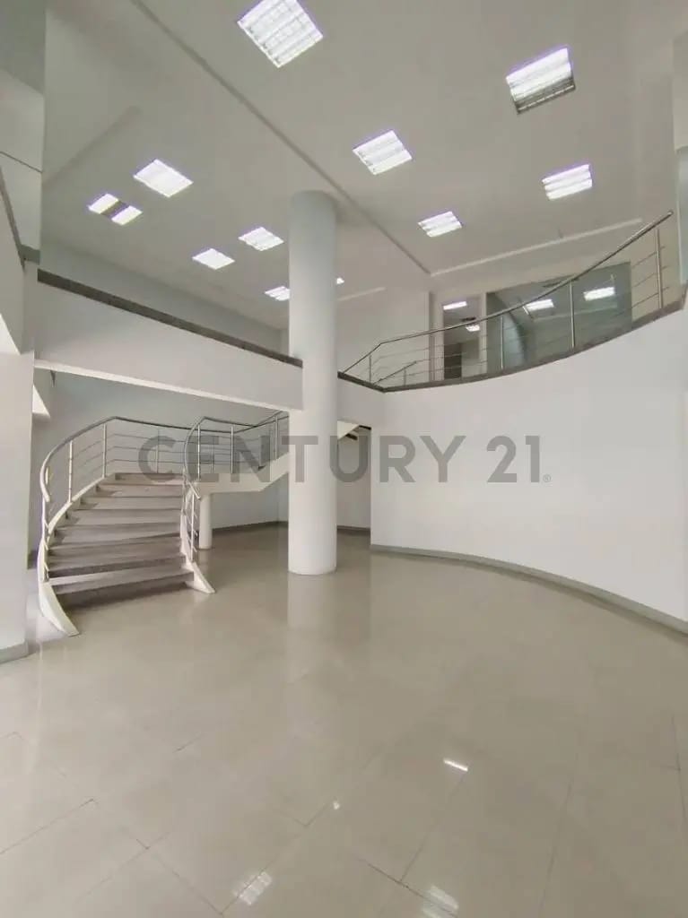 Venta Local Comercial Los Ruices - 3
