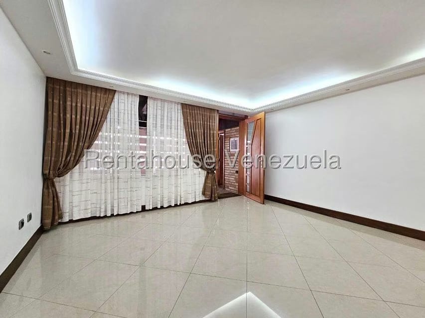 Casa (Duplex) en Venta en La Trinidad, Distrito Metropolitano - 15