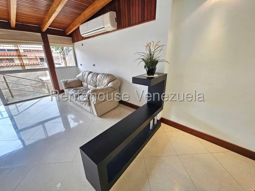 Casa (Duplex) en Venta en La Trinidad, Distrito Metropolitano - 19