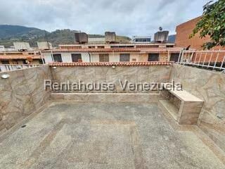 Casa (Duplex) en Venta en La Trinidad, Distrito Metropolitano - 25