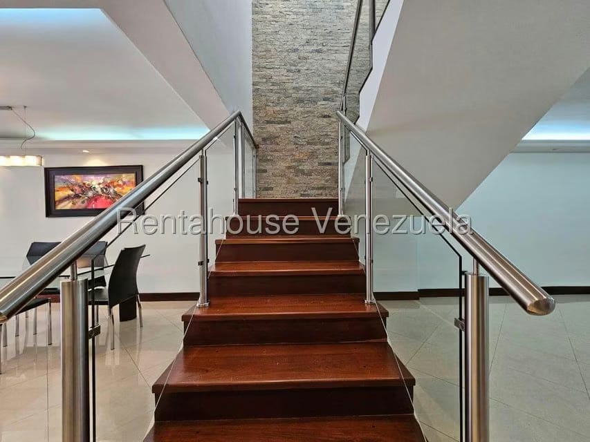 Casa (Duplex) en Venta en La Trinidad, Distrito Metropolitano - 27