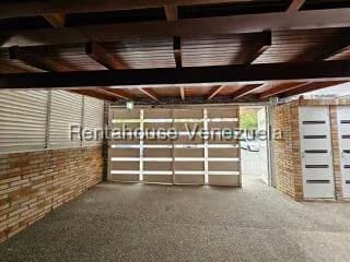 Casa (Duplex) en Venta en La Trinidad, Distrito Metropolitano - 6