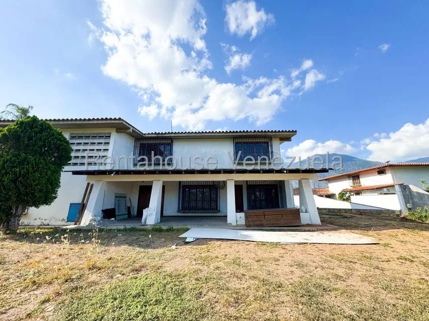 Casa (Duplex) en Venta en Valle Arriba, Distrito Metropolitano - 4