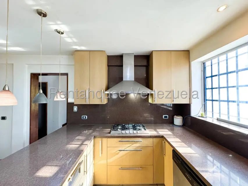 Casa (Duplex) en Venta en Valle Arriba, Distrito Metropolitano - 36