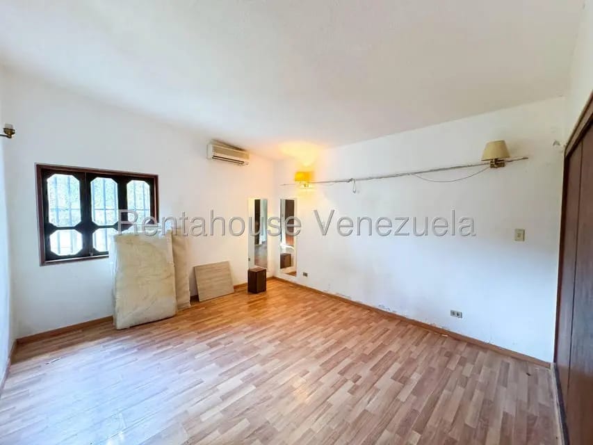 Casa (Duplex) en Venta en Valle Arriba, Distrito Metropolitano - 49