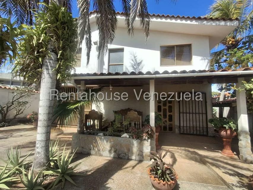 Casa (Duplex) en Venta en Playa El Agua, Nueva Esparta