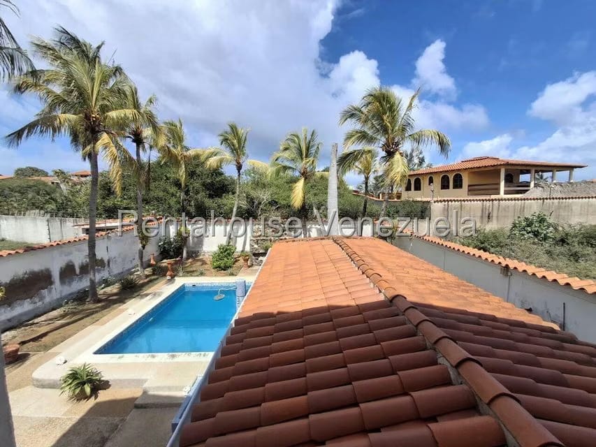 Casa (Duplex) en Venta en Playa El Agua, Nueva Esparta - 16