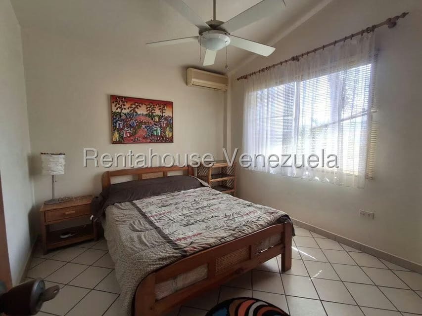 Casa (Duplex) en Venta en Playa El Agua, Nueva Esparta - 22